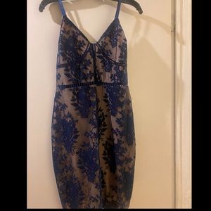 Blue mesh beige, small cut outs, zipper, stretchy